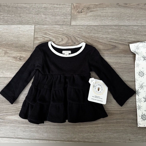 BURT’S BEES BABY 🐝  Top and White Snowflake Leggings - Picture 2 of 7